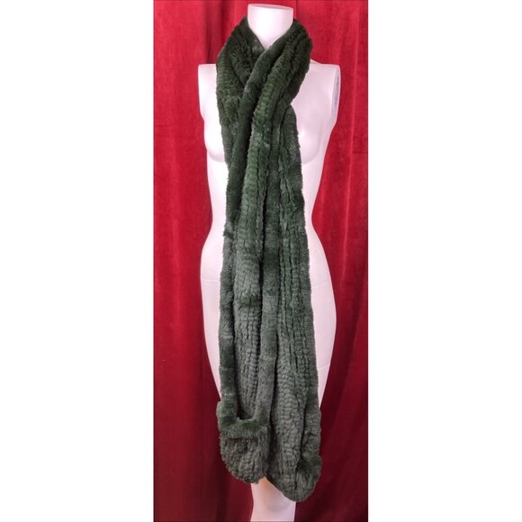 Glamourpuss Brand Knitted Rabbit Scarf W Pockets - Picture 1 of 4